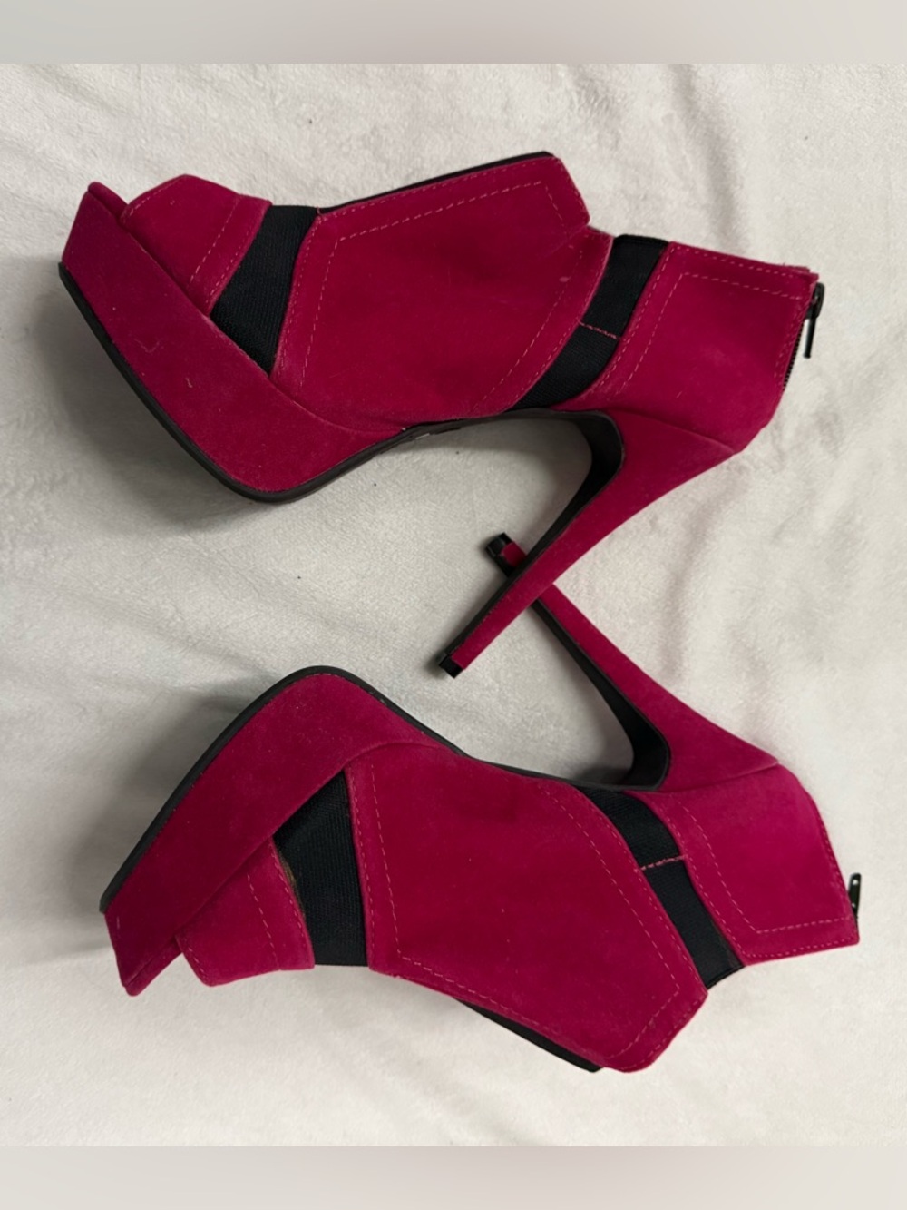 Anne Michelle Women's Fuchsia Suede Peep-Toe High Heel Booties